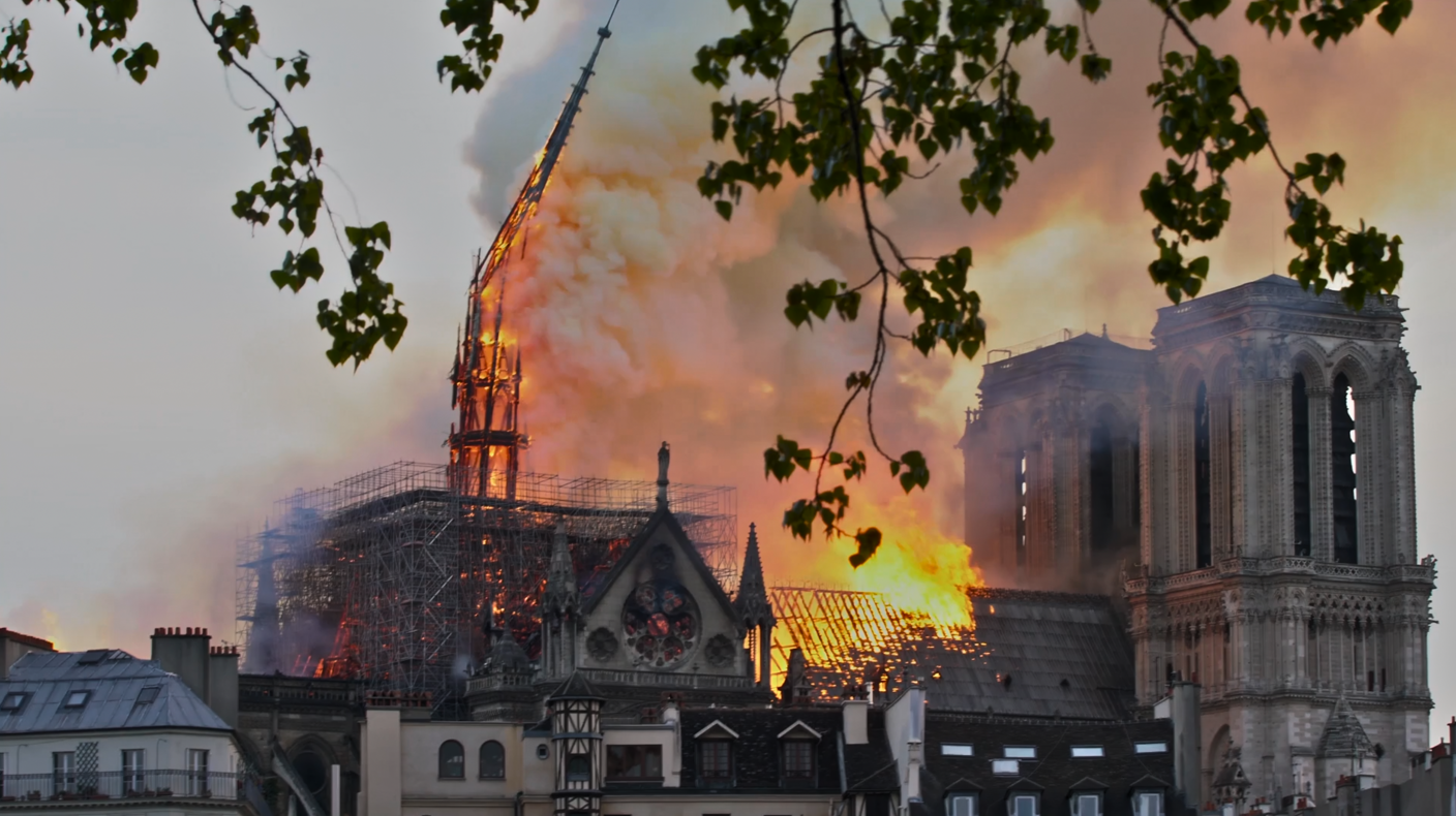 MiCROTEC celebra la riapertura di Notre-Dame