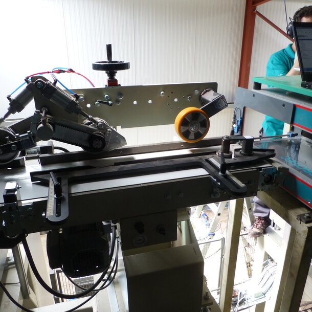 Bauholz: Festigkeitssortierung und Feuchtigkeitskontrolle